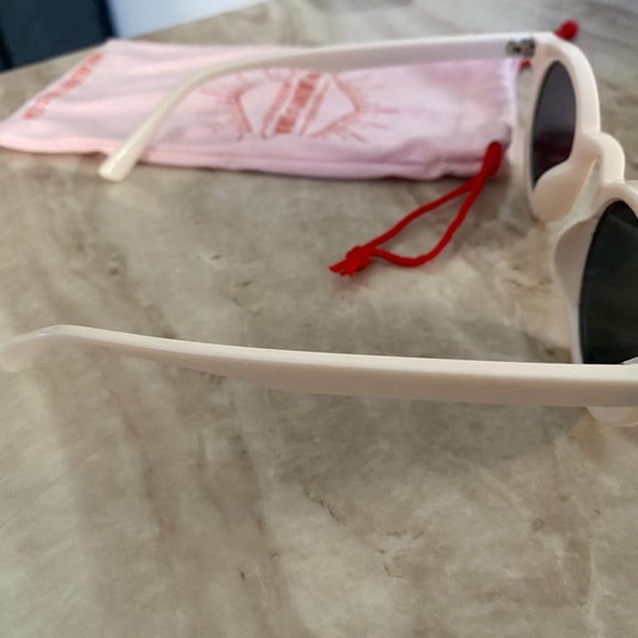 Cabo Round Sunglasses - Picture 7 of 7